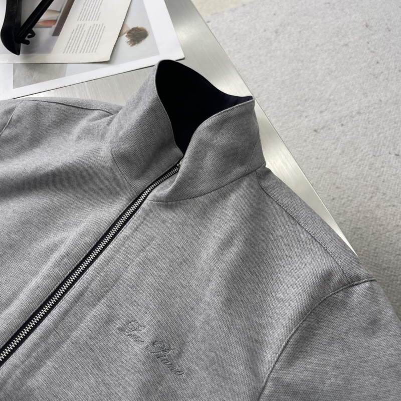L0r0 P1ana outwear